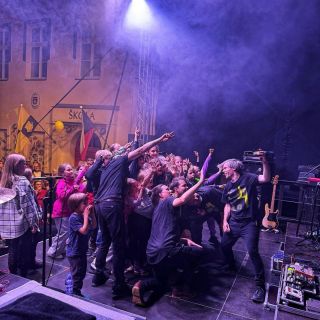 Únětice a jejich nejmladší generace! 📸 Za skvělou atmosféru na oslavě 900 let města ale děkujeme všem generacím! I těm...